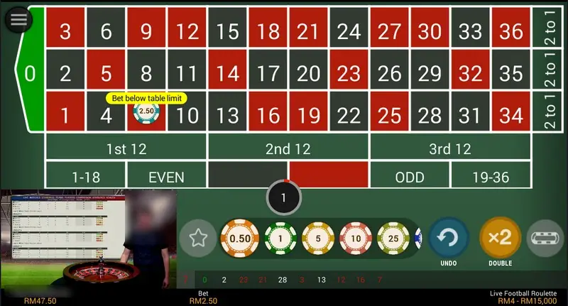 Live Football Roulette grid with a 2.50 chip on 7 and the warning Bet below table limit, the dealer standing by the wheel in the video corner