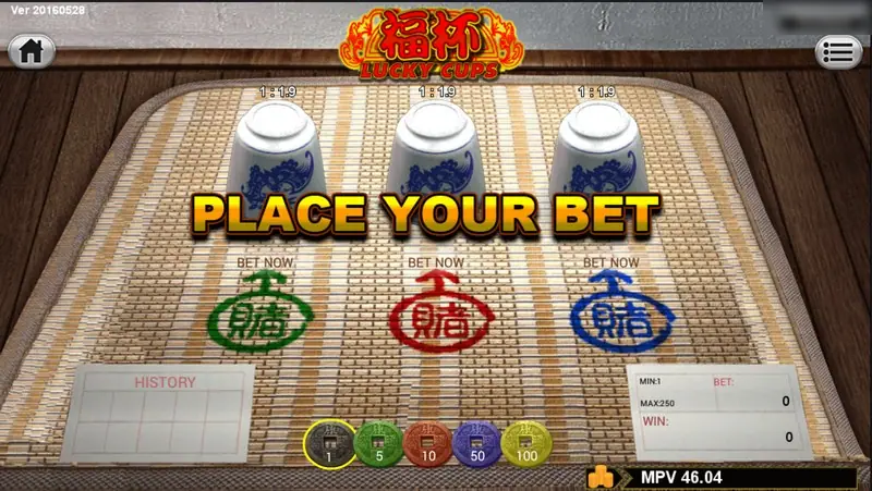 Fu Bei Lucky Cups on SKY777: three blue and white porcelain cups on a bamboo mat, PLACE YOUR BET, green, red and blue bet spots, chips 1, 5, 10, 50 and 100