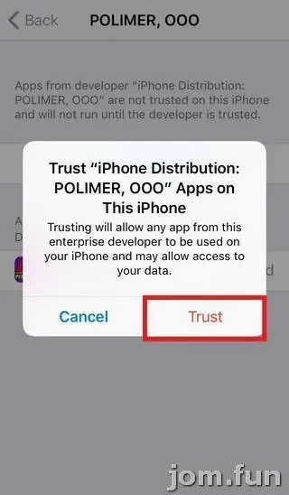 Confirmation pop-up to trust iPhone Distribution: POLIMER, OOO apps on this iPhone, Trust button outlined in red